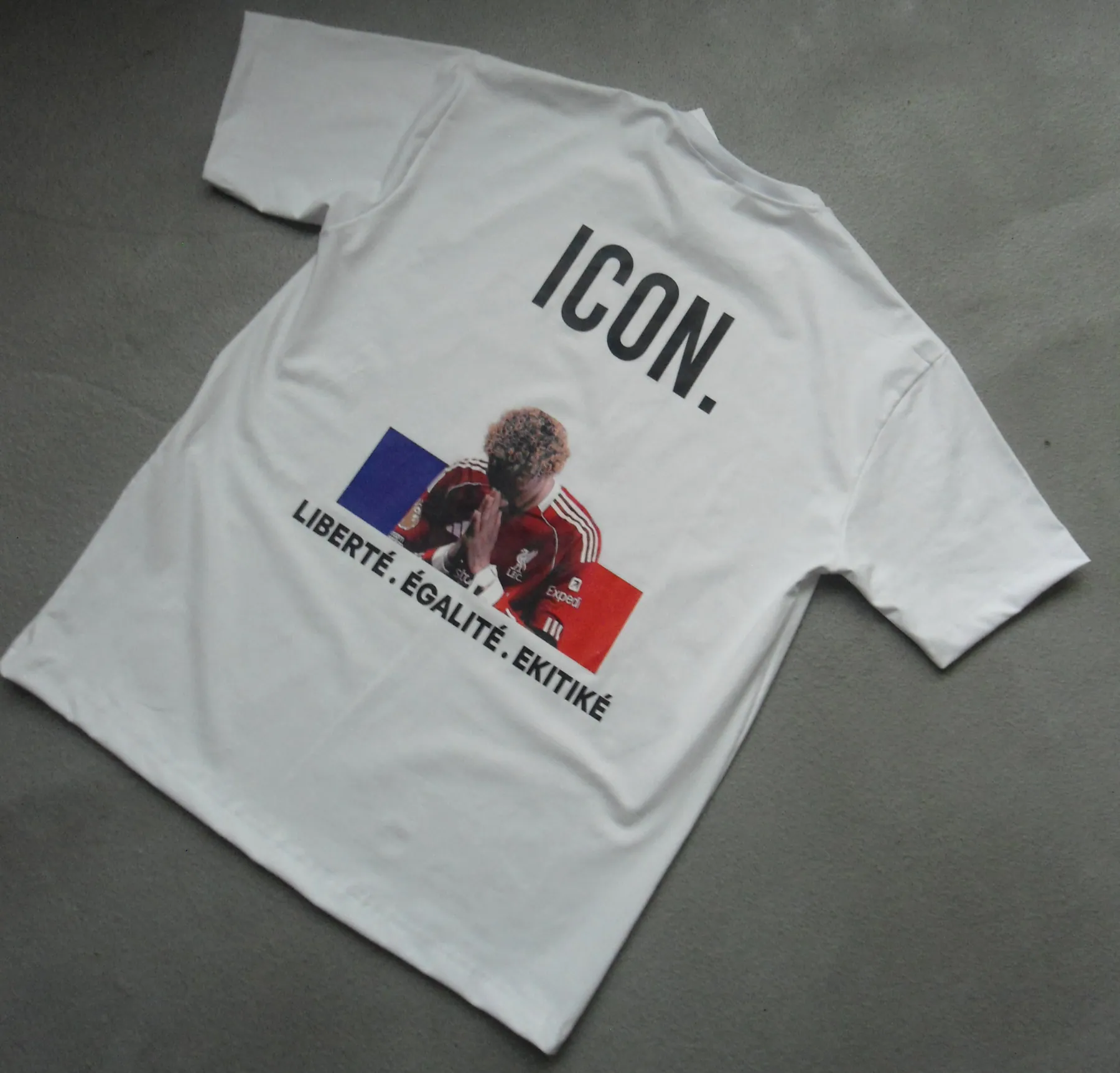 EKITIKÉ tee — athlete graphic