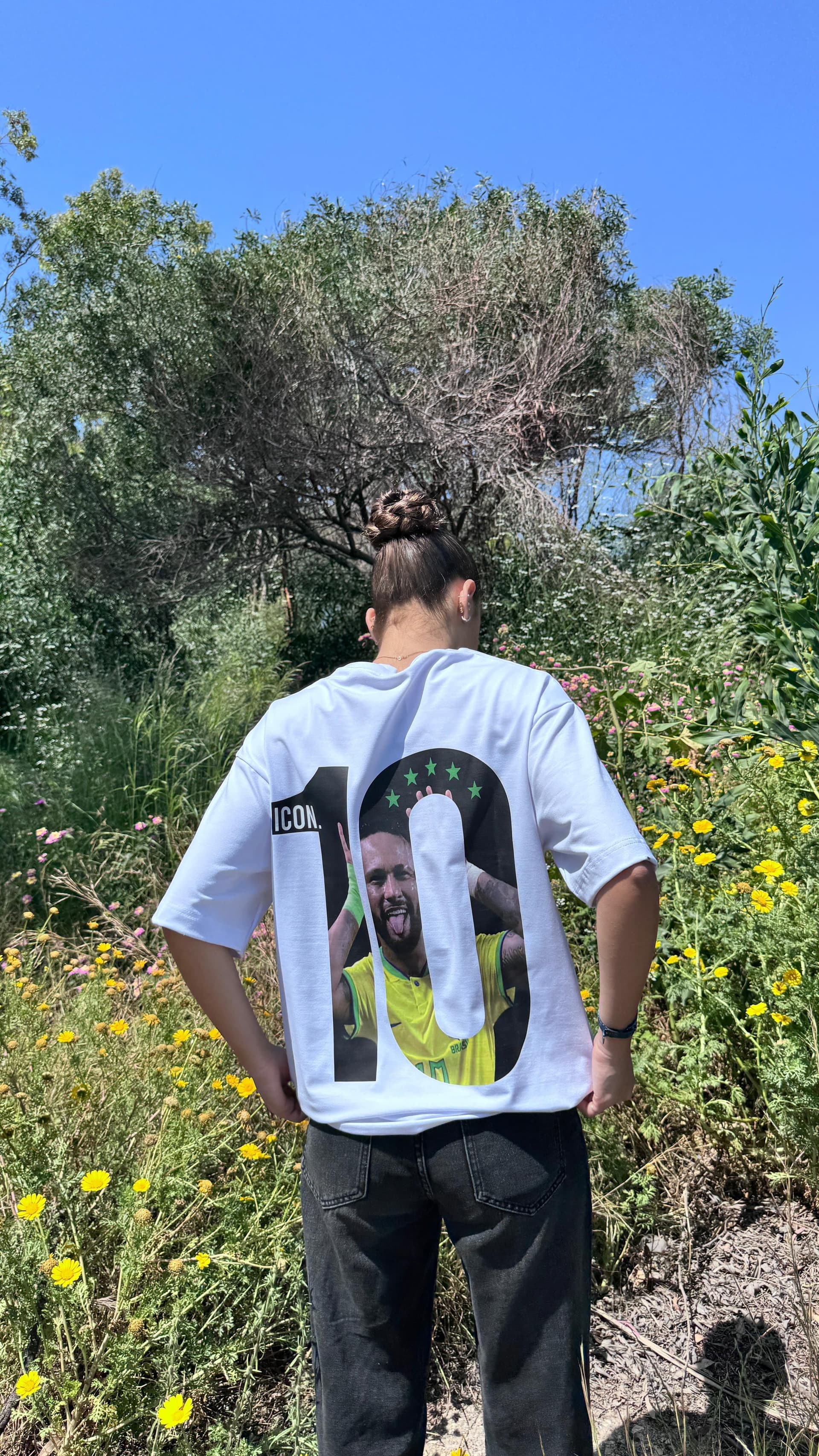 neymar-tee model