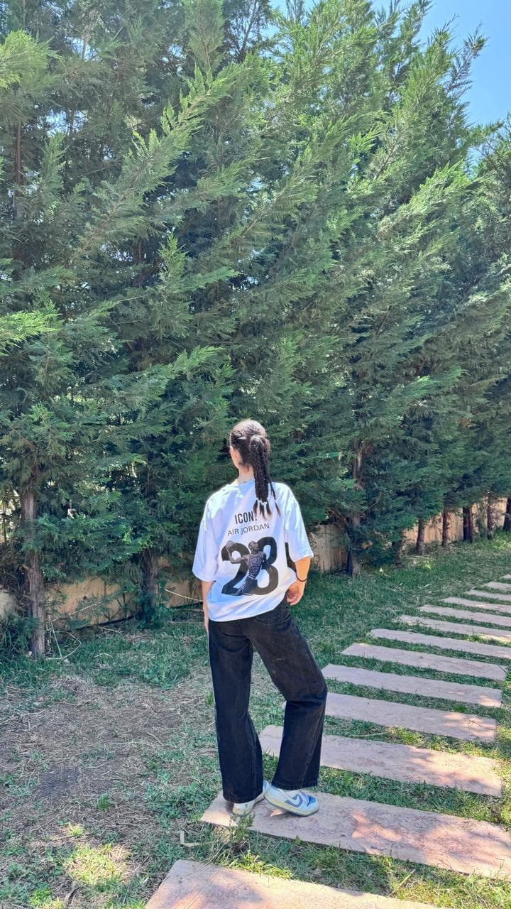 Jordan-tee model